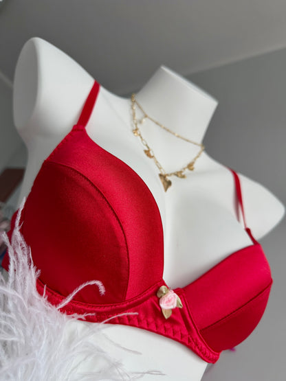 THE ROSE SET