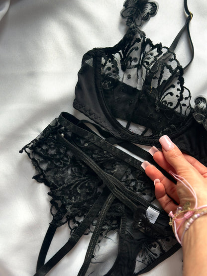 The Midnight Chic Set