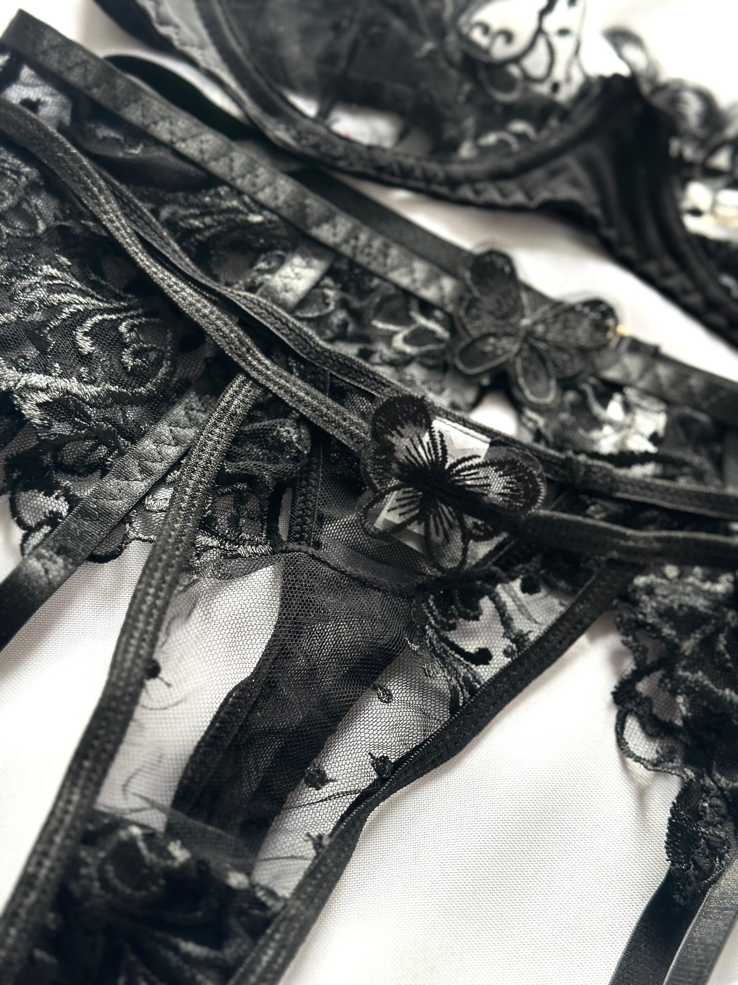 The Midnight Chic Set